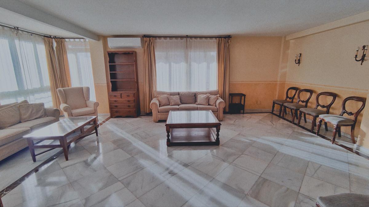 Apartment Middle Floor in Marbella