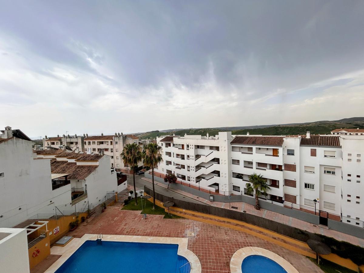 Apartment Middle Floor in Manilva