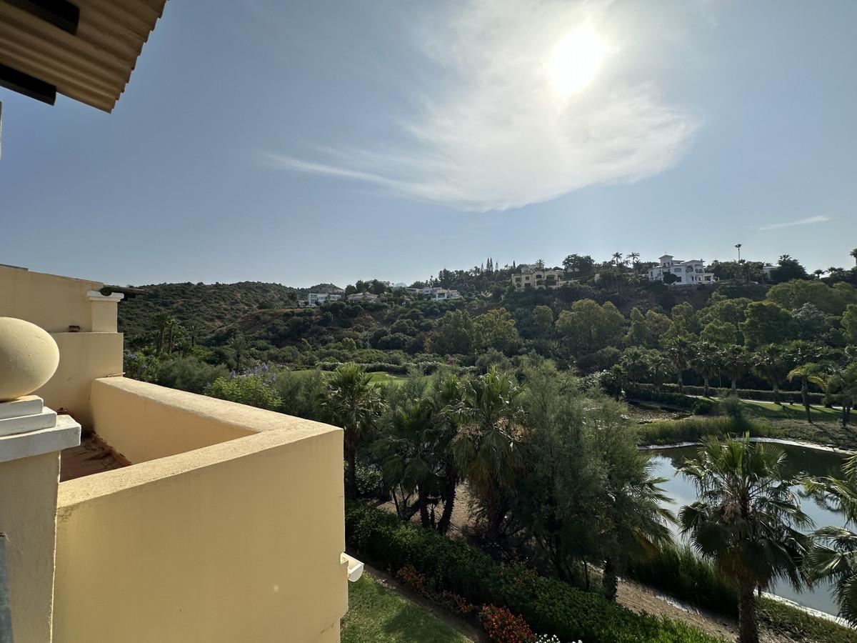 Apartment Penthouse in Benahavís
