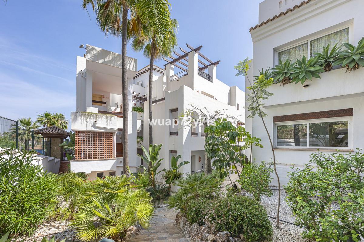Apartment Ground Floor in Nueva Andalucía