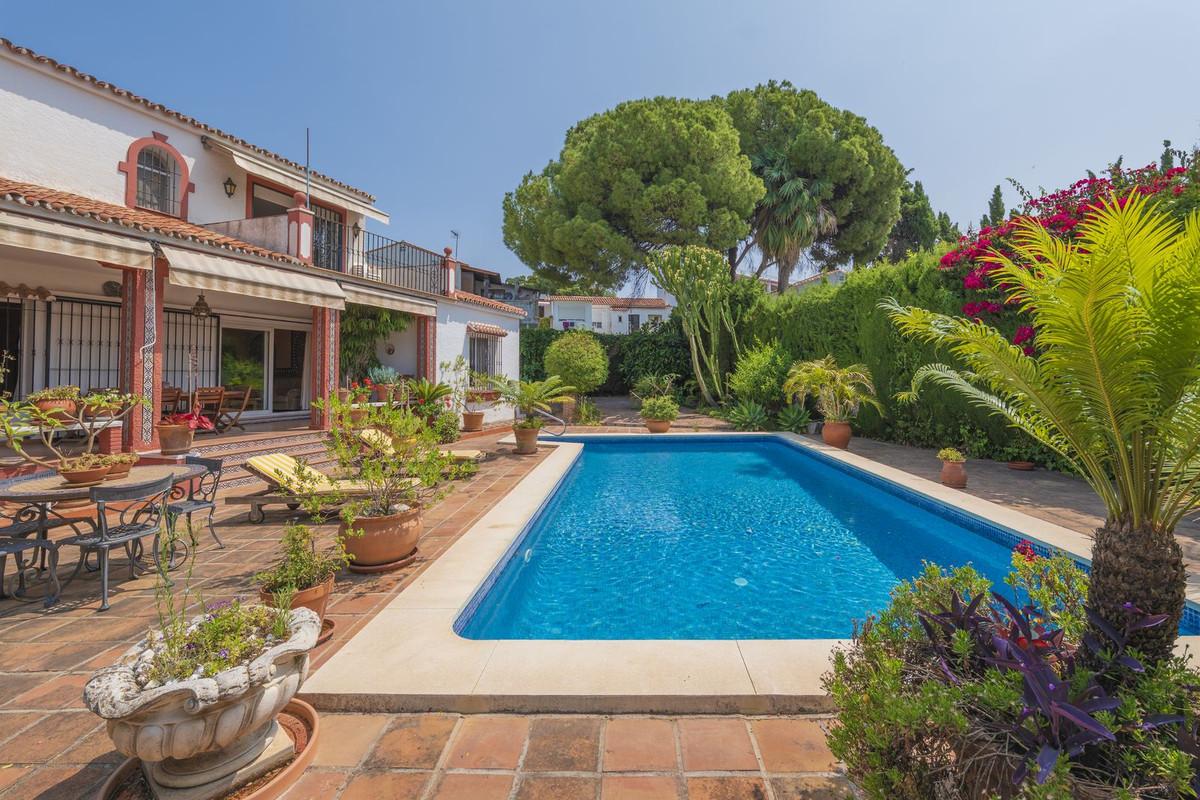 Villa Detached in Marbella