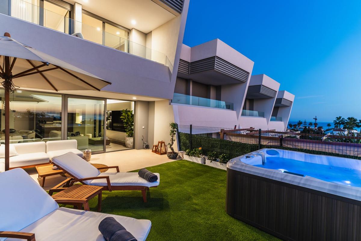 Townhouse Terraced in El Chaparral