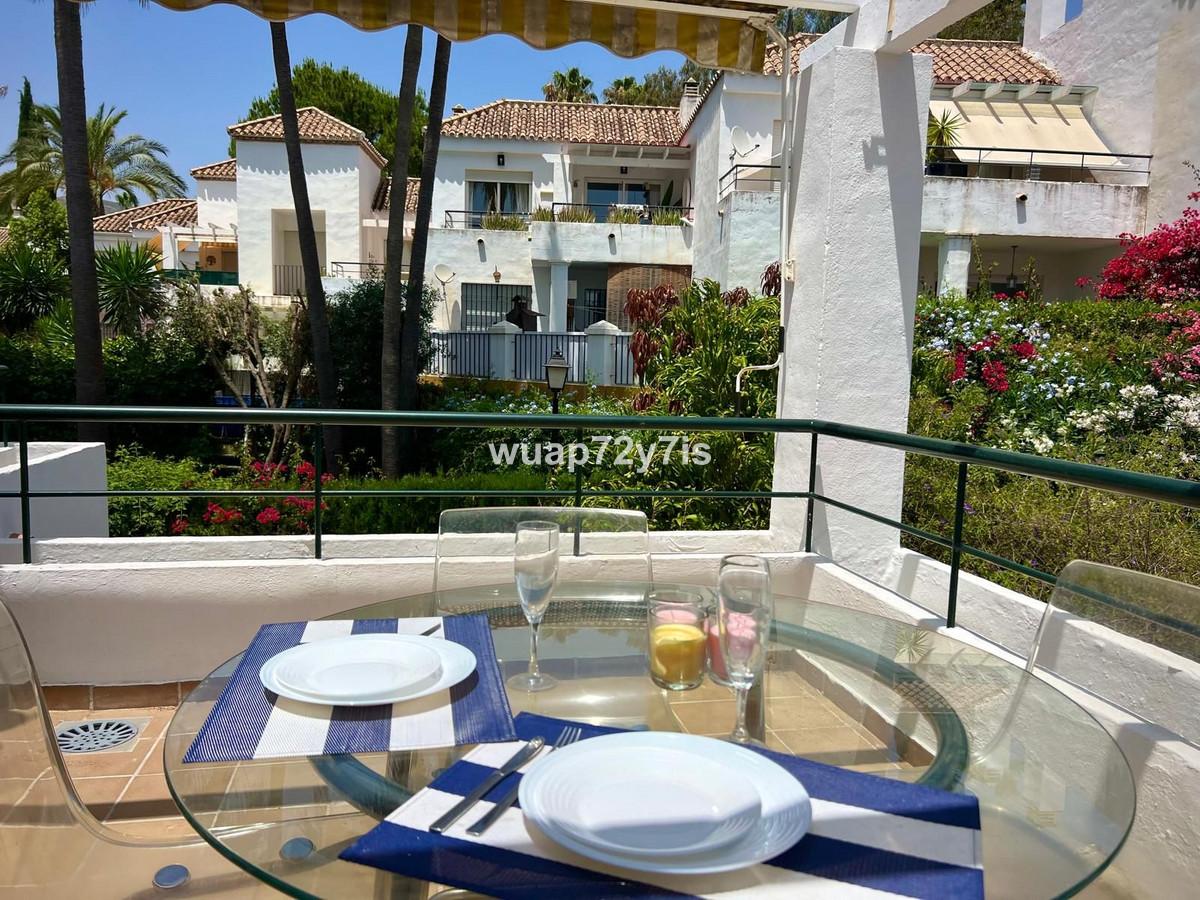 Apartment Penthouse in Nueva Andalucía