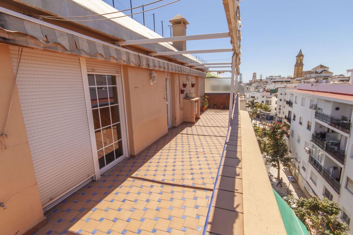 Apartment Penthouse in Estepona