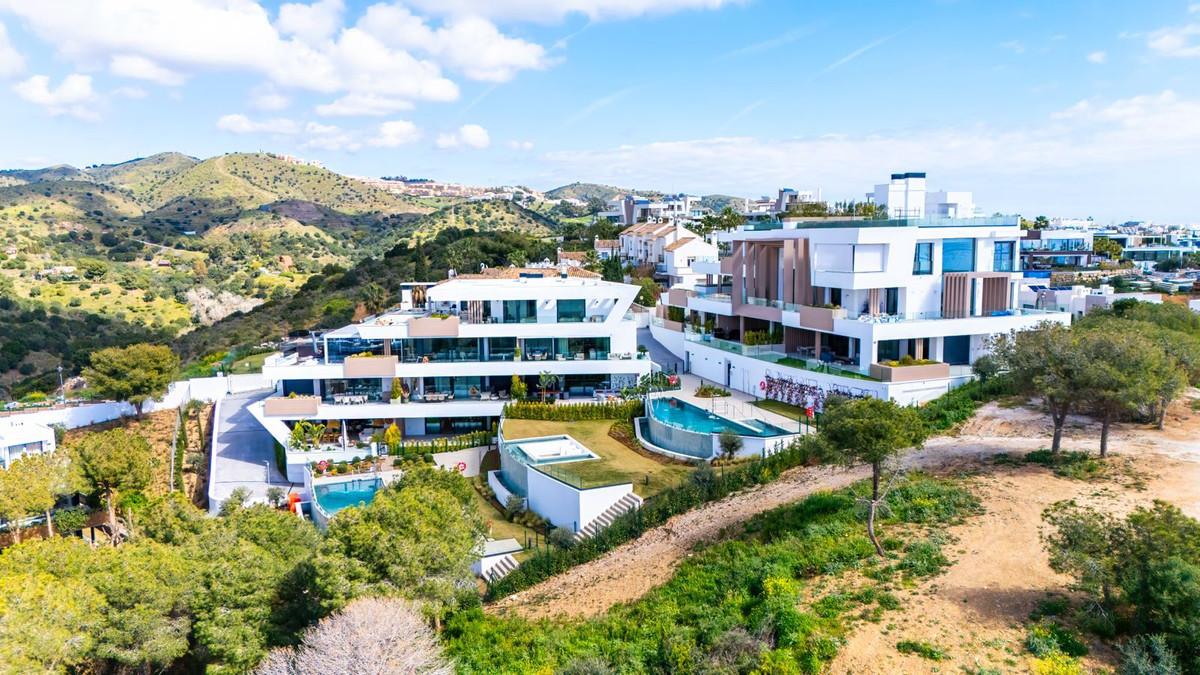 Apartment Ground Floor in Artola