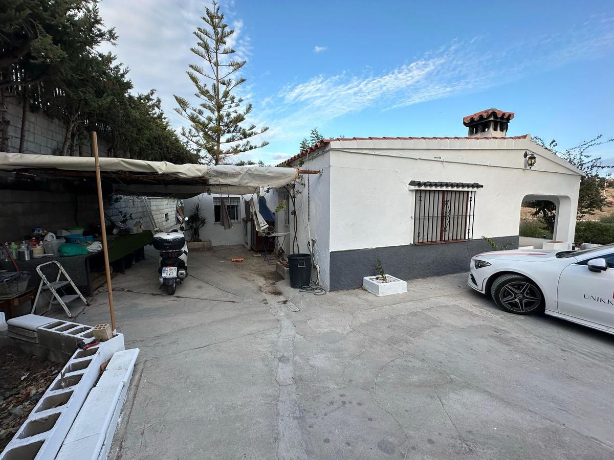 Plot Land in Estepona