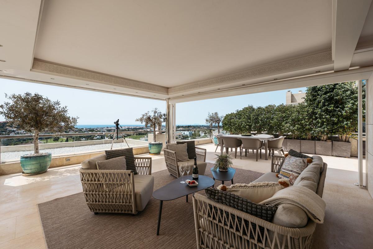 Apartment Penthouse Duplex in Nueva Andalucía