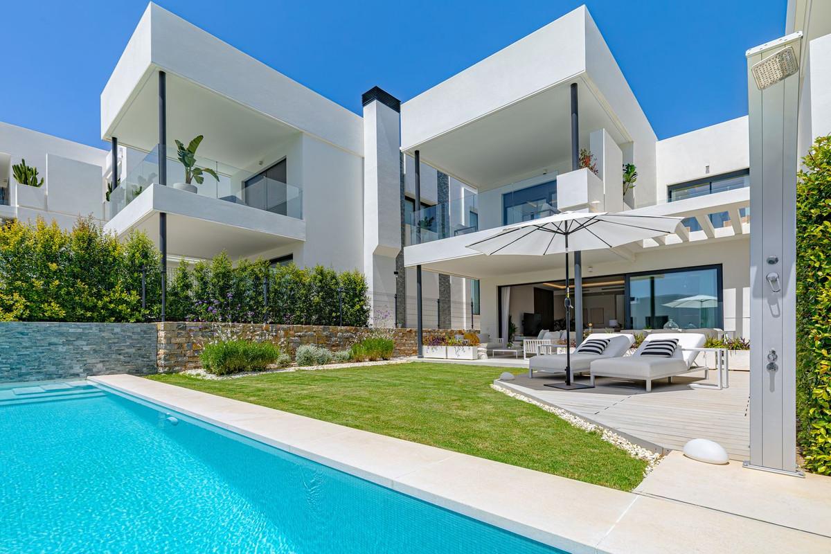 Villa Detached in Santa Clara
