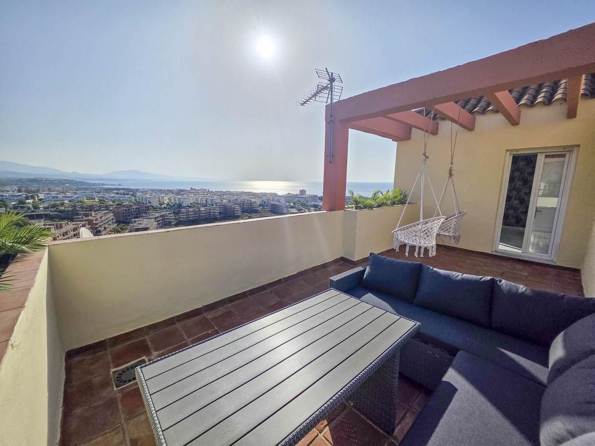 Apartment Penthouse Duplex in La Duquesa