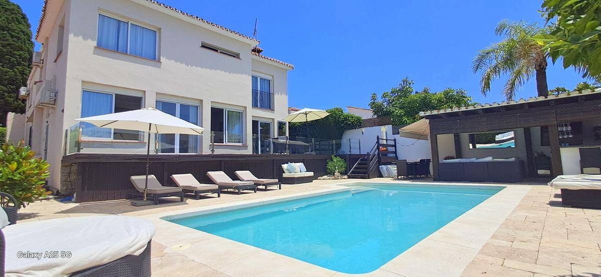 Villa Detached in Marbella