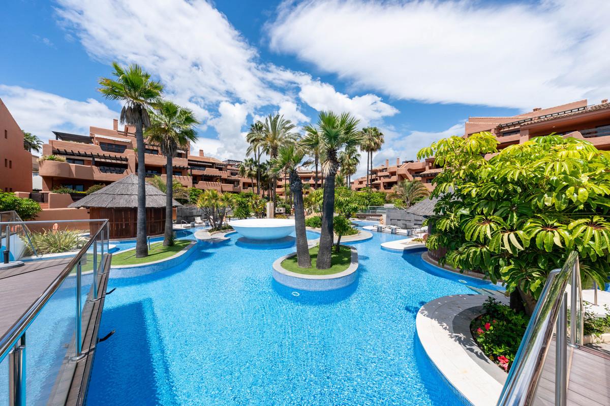 Apartment Ground Floor in Estepona