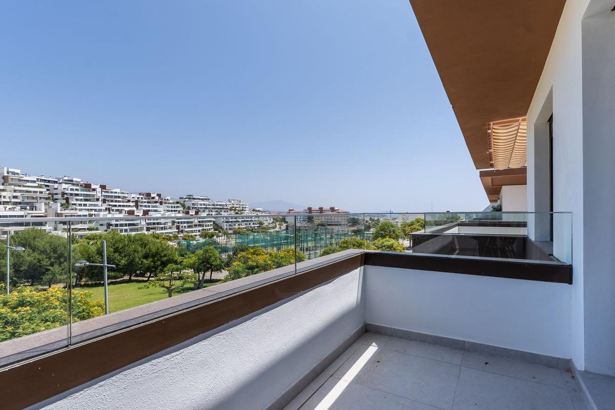 Apartment Middle Floor in Estepona