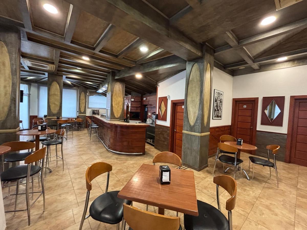 Commercial Restaurant in Las Lagunas