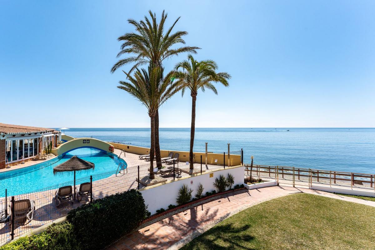 Apartment Duplex in Calahonda