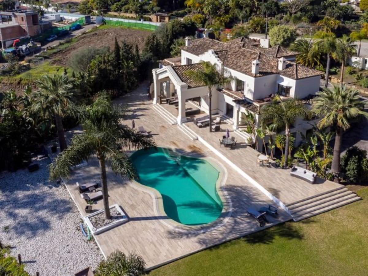 Villa Detached in Nueva Andalucía