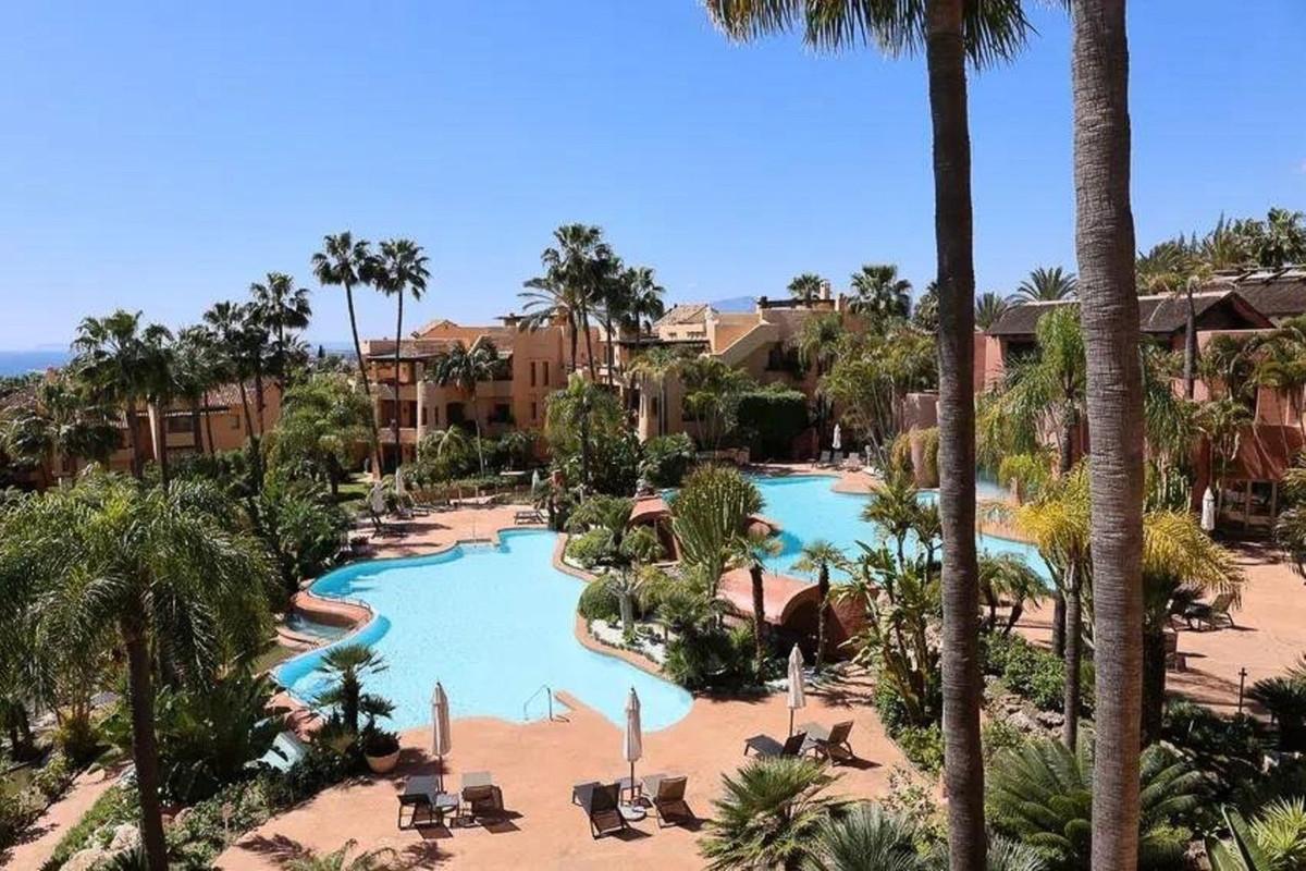 Apartment Penthouse in Sierra Blanca