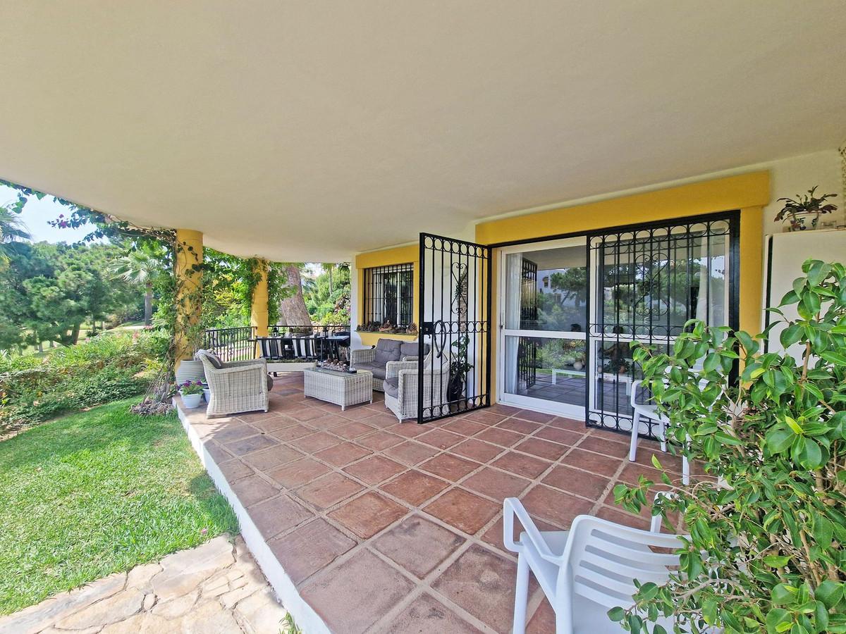 Apartment Ground Floor in Calahonda