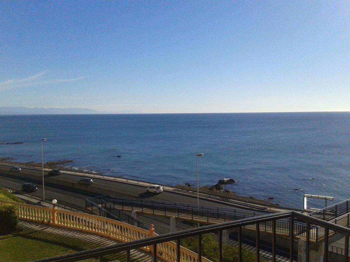 Apartment Middle Floor in El Faro