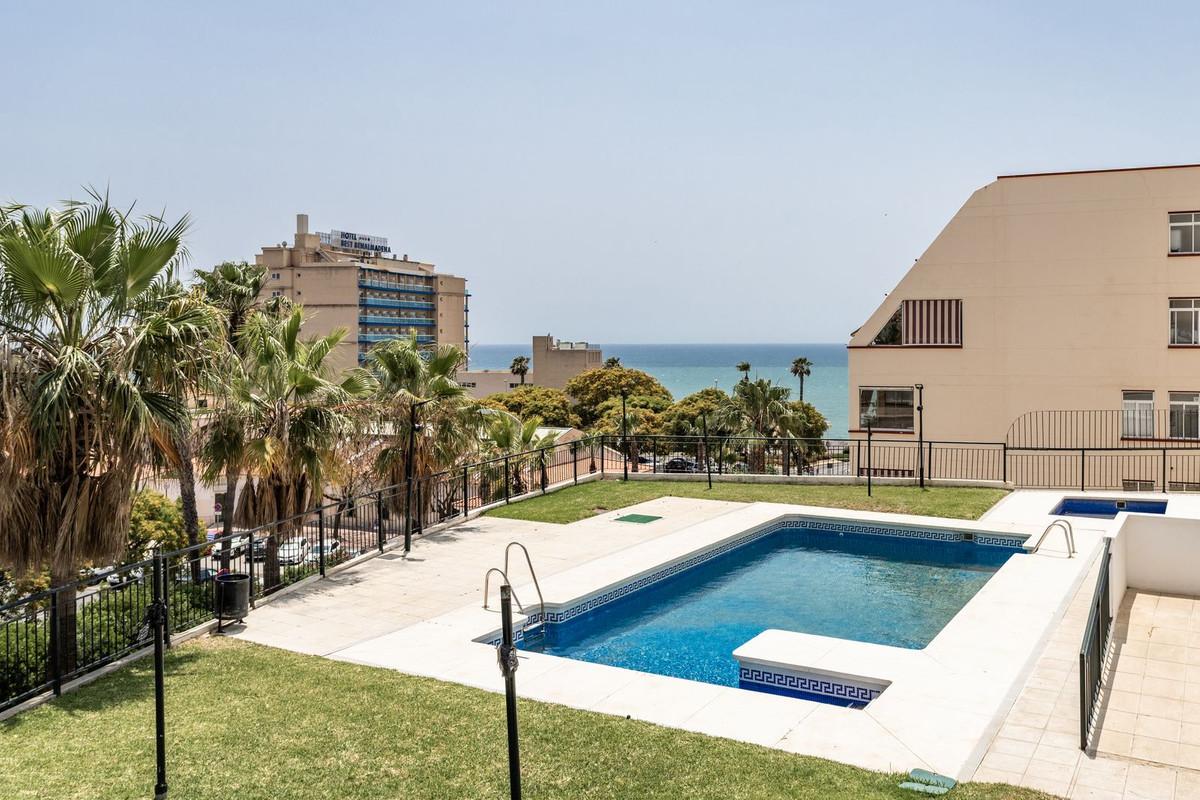Apartment Penthouse in Torrequebrada