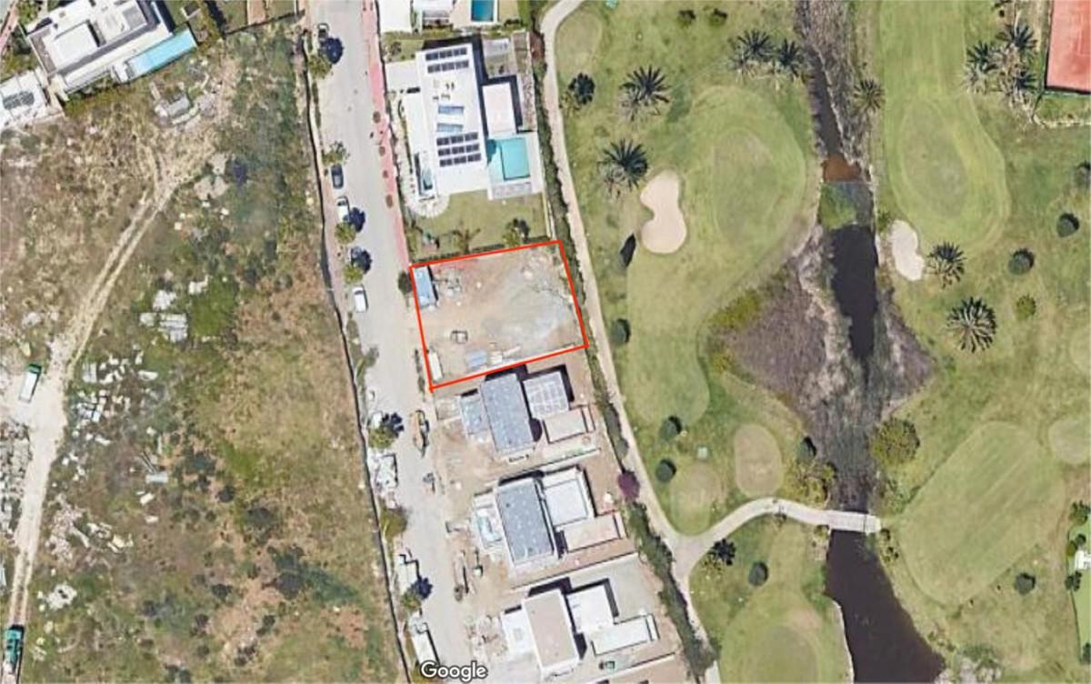 Plot Residential in New Golden Mile