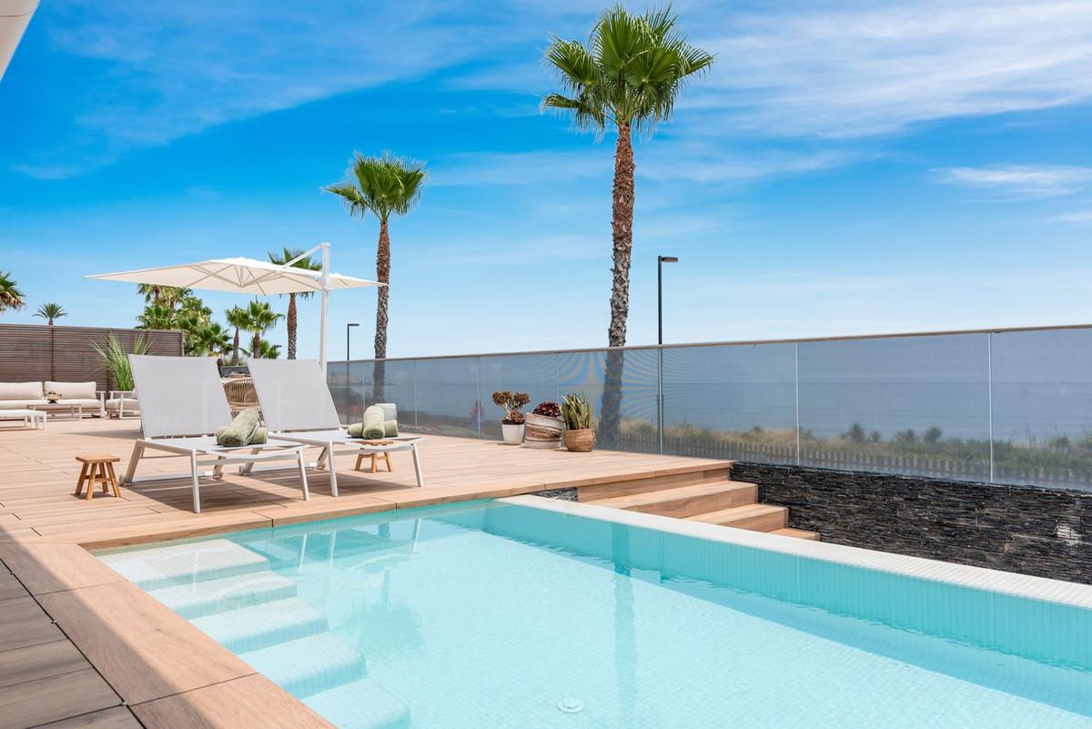 Villa Semi Detached in Estepona