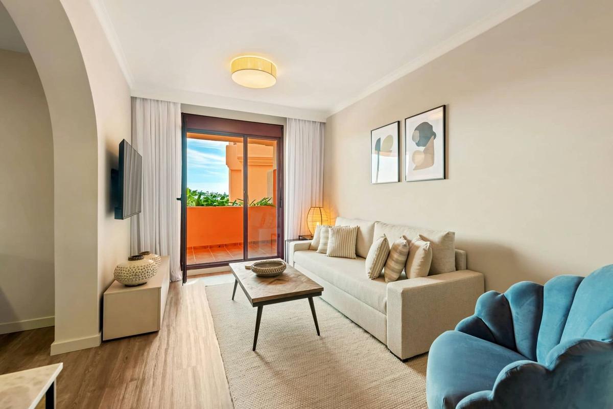 Apartment Middle Floor in Benahavís