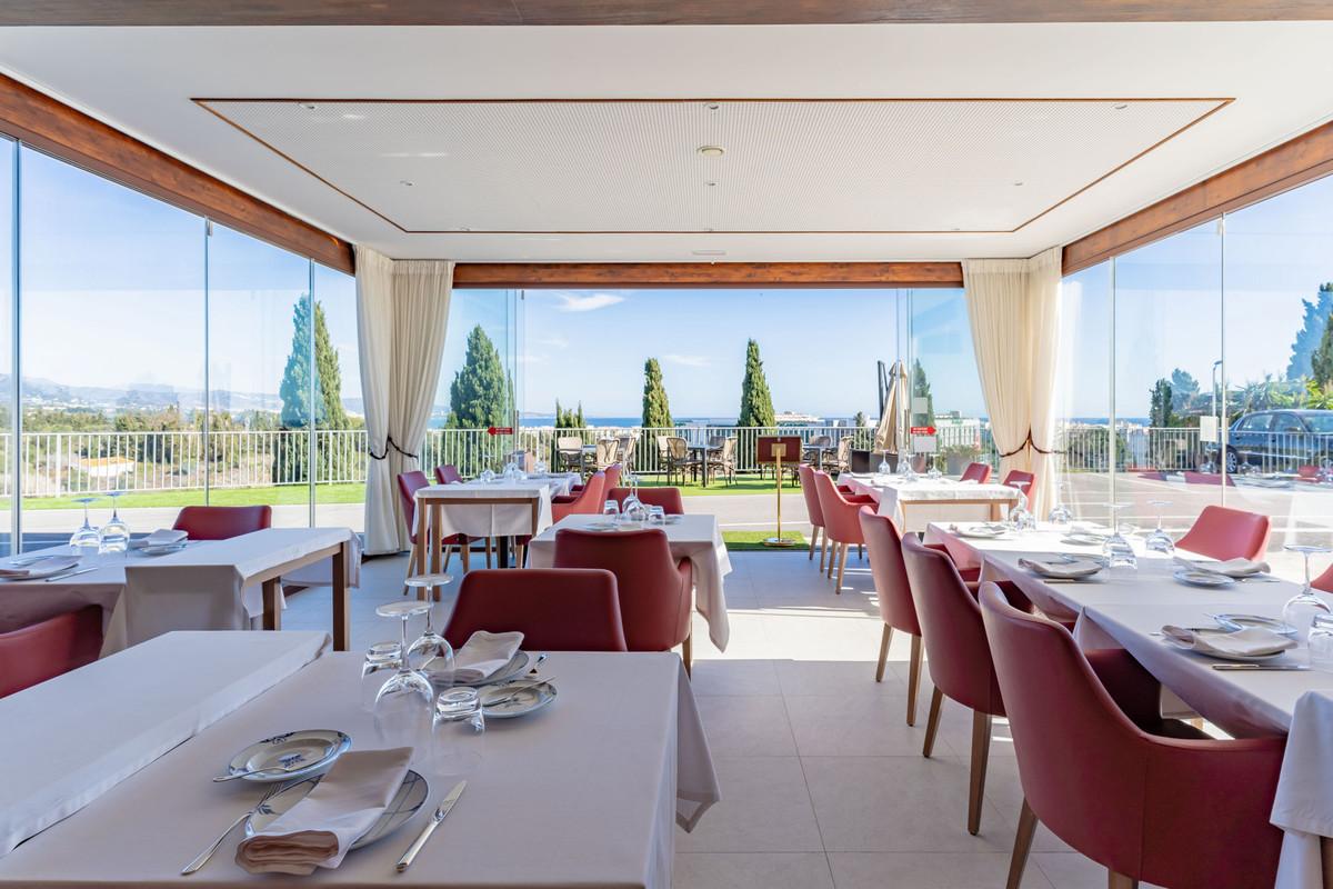 Commercial Restaurant in Nueva Andalucía