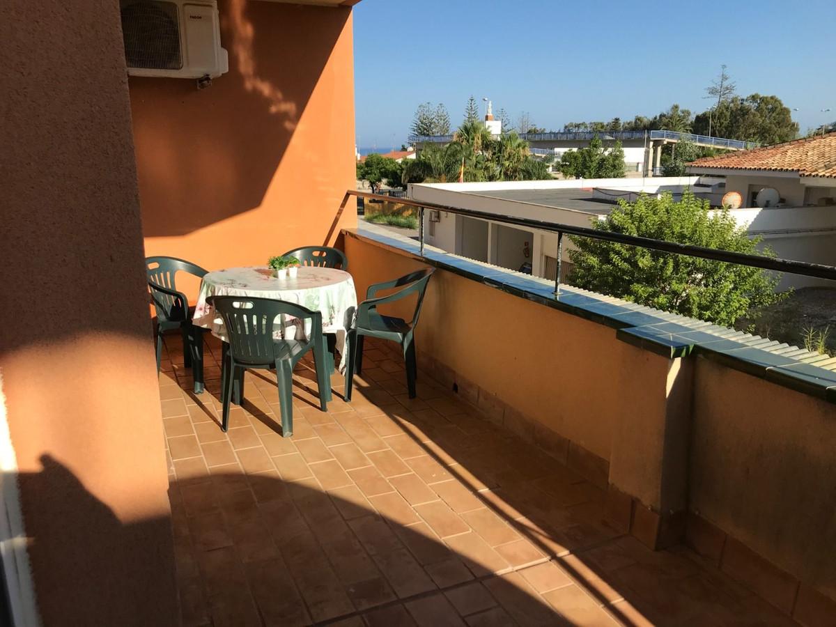 Apartment Middle Floor in San Luis de Sabinillas