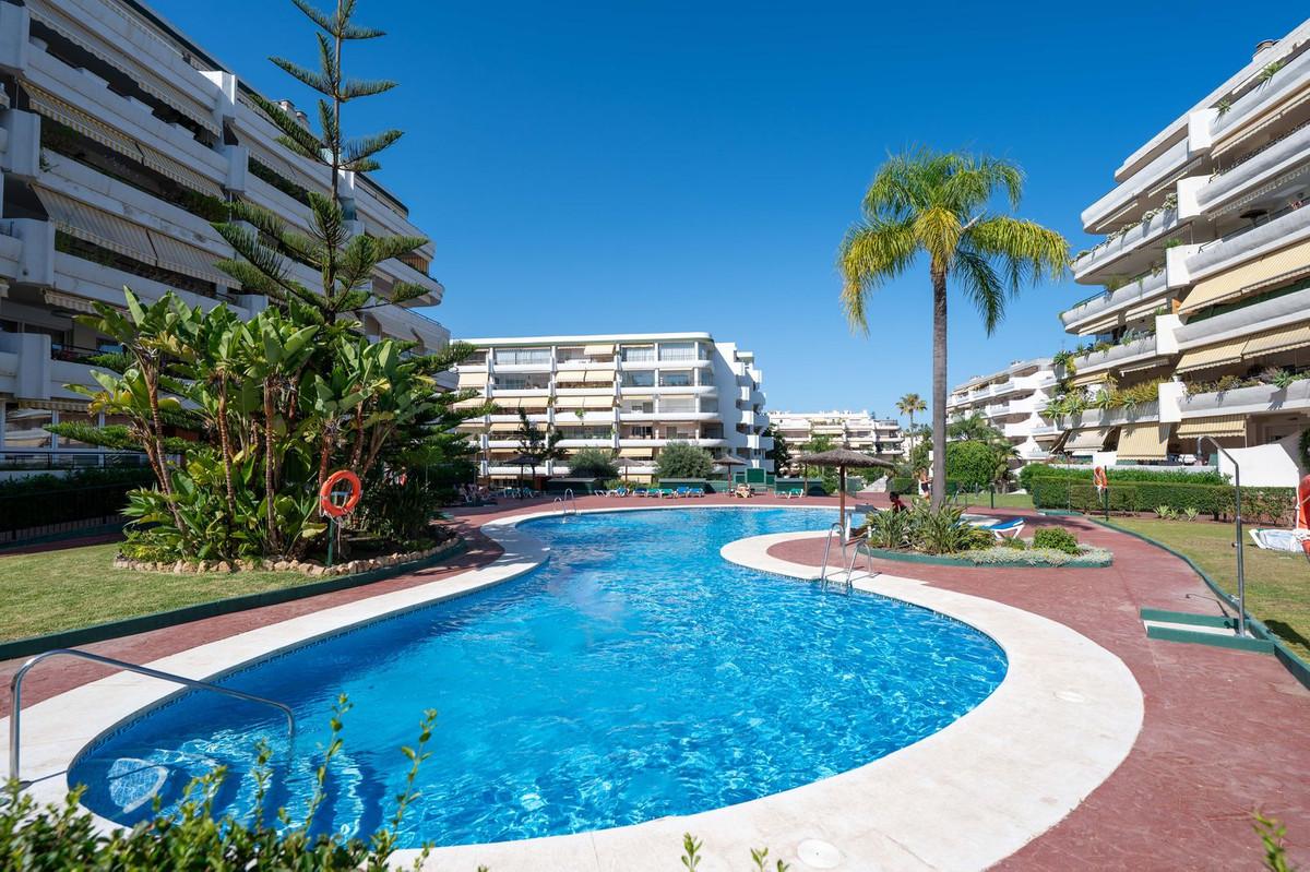 Apartment Middle Floor in Marbella