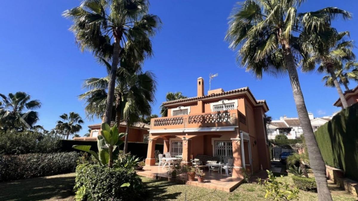 Villa Semi Detached in Atalaya