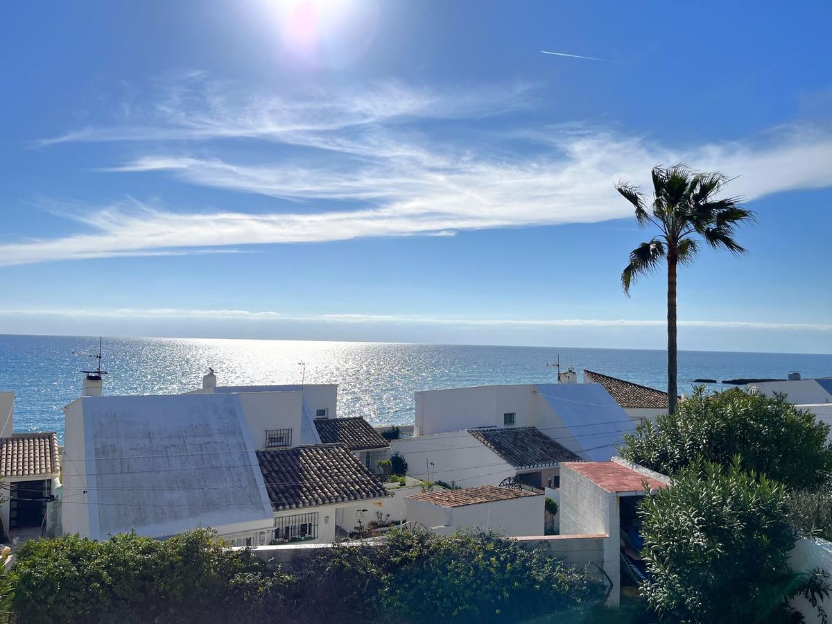 Villa Detached in Estepona