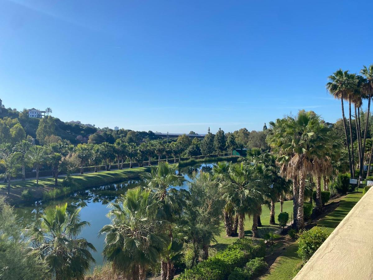 Apartment Penthouse in Benahavís
