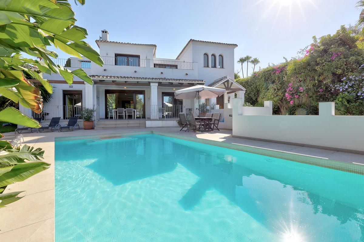 Villa Detached in El Rosario