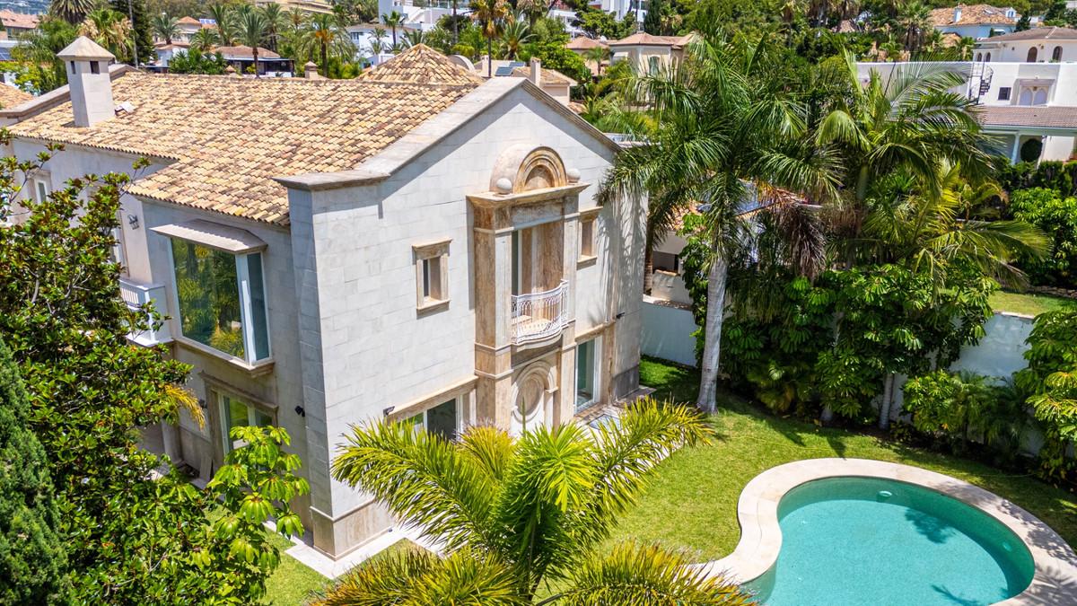 Villa Detached in Marbella