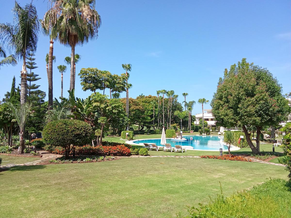 Apartment Ground Floor in Nueva Andalucía