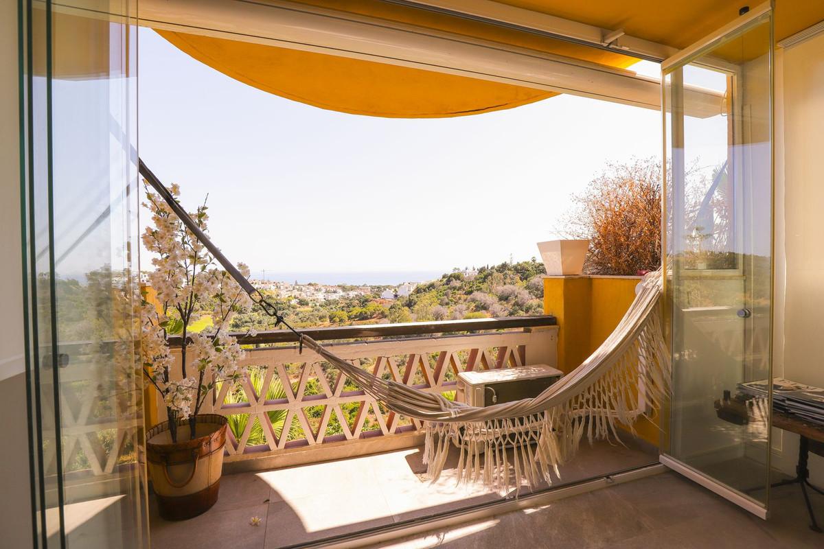 Apartment Middle Floor in Reserva de Marbella