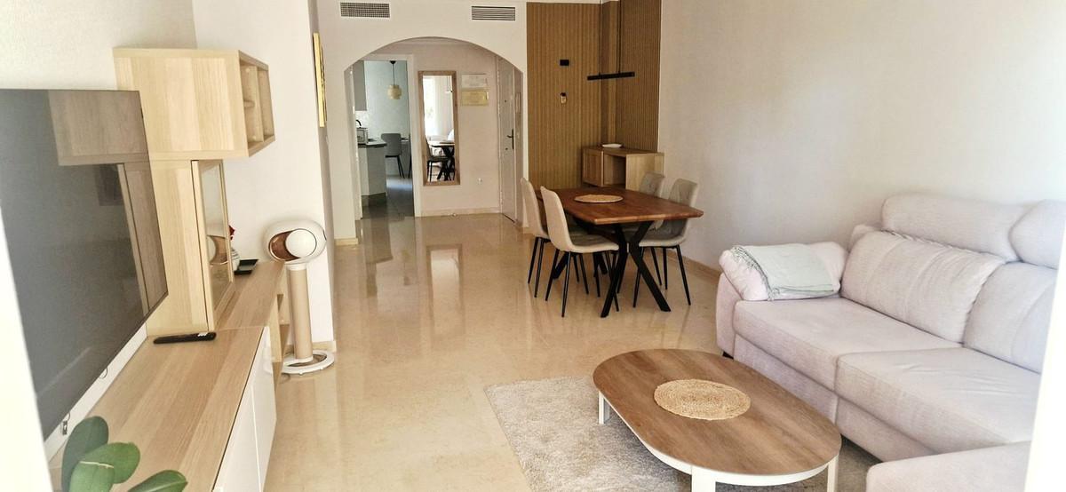 Apartment Middle Floor in Elviria
