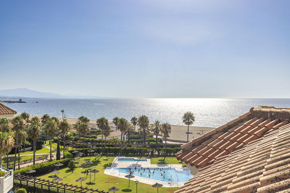 Apartment Penthouse in San Luis de Sabinillas