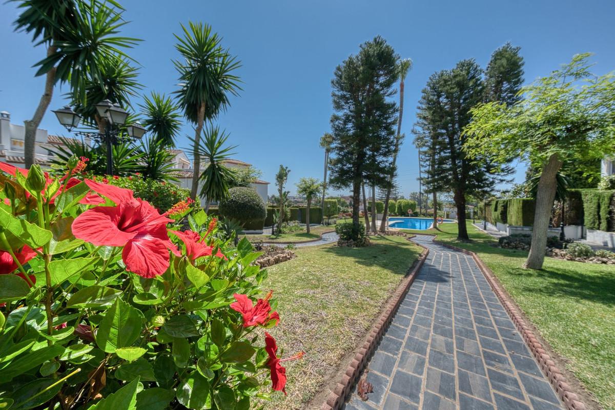 Townhouse Terraced in Bel Air