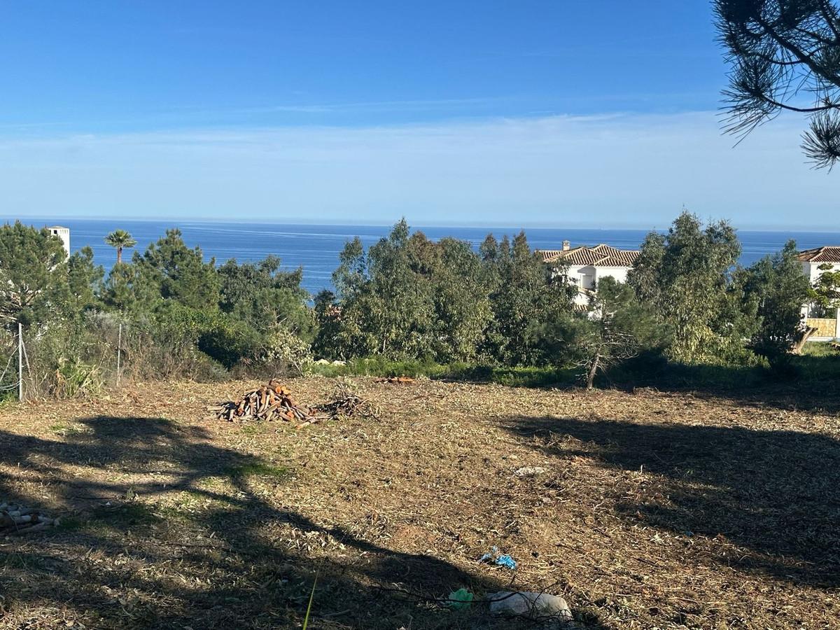 Plot Residential in Manilva