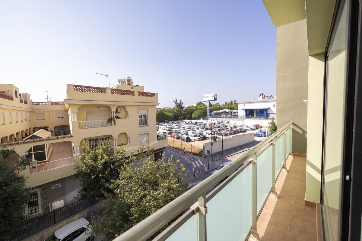 Apartment Middle Floor in Las Lagunas
