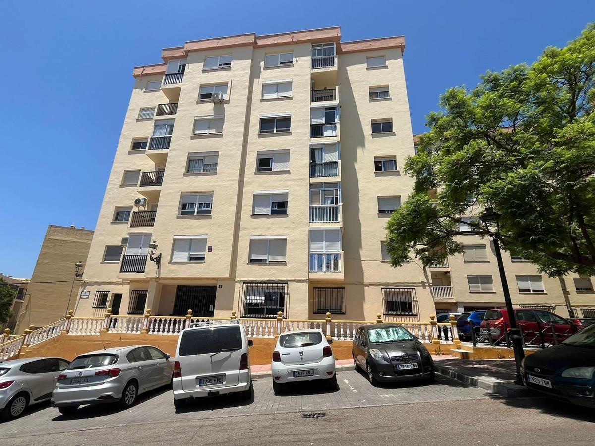 Apartment Middle Floor in Estepona