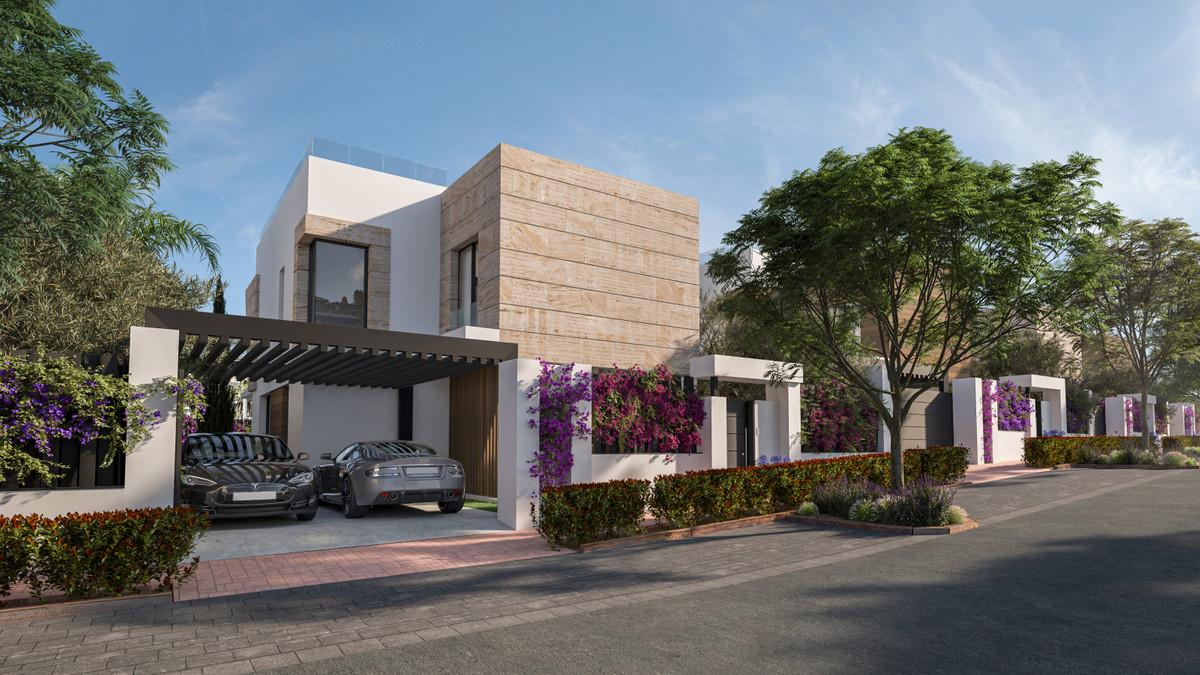 House Detached Villa in Estepona
