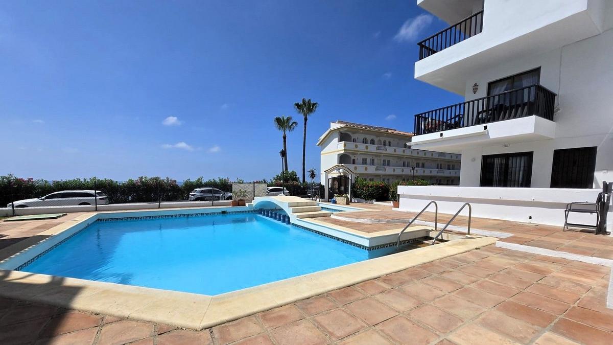 Apartment Middle Floor in La Cala de Mijas