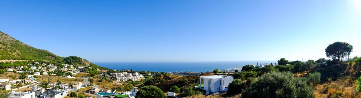Plot Residential in Mijas