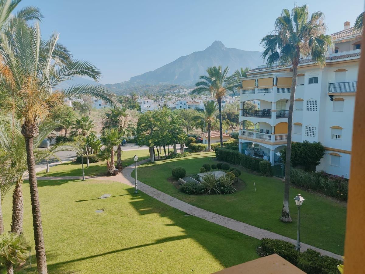 Apartment Middle Floor in Marbella