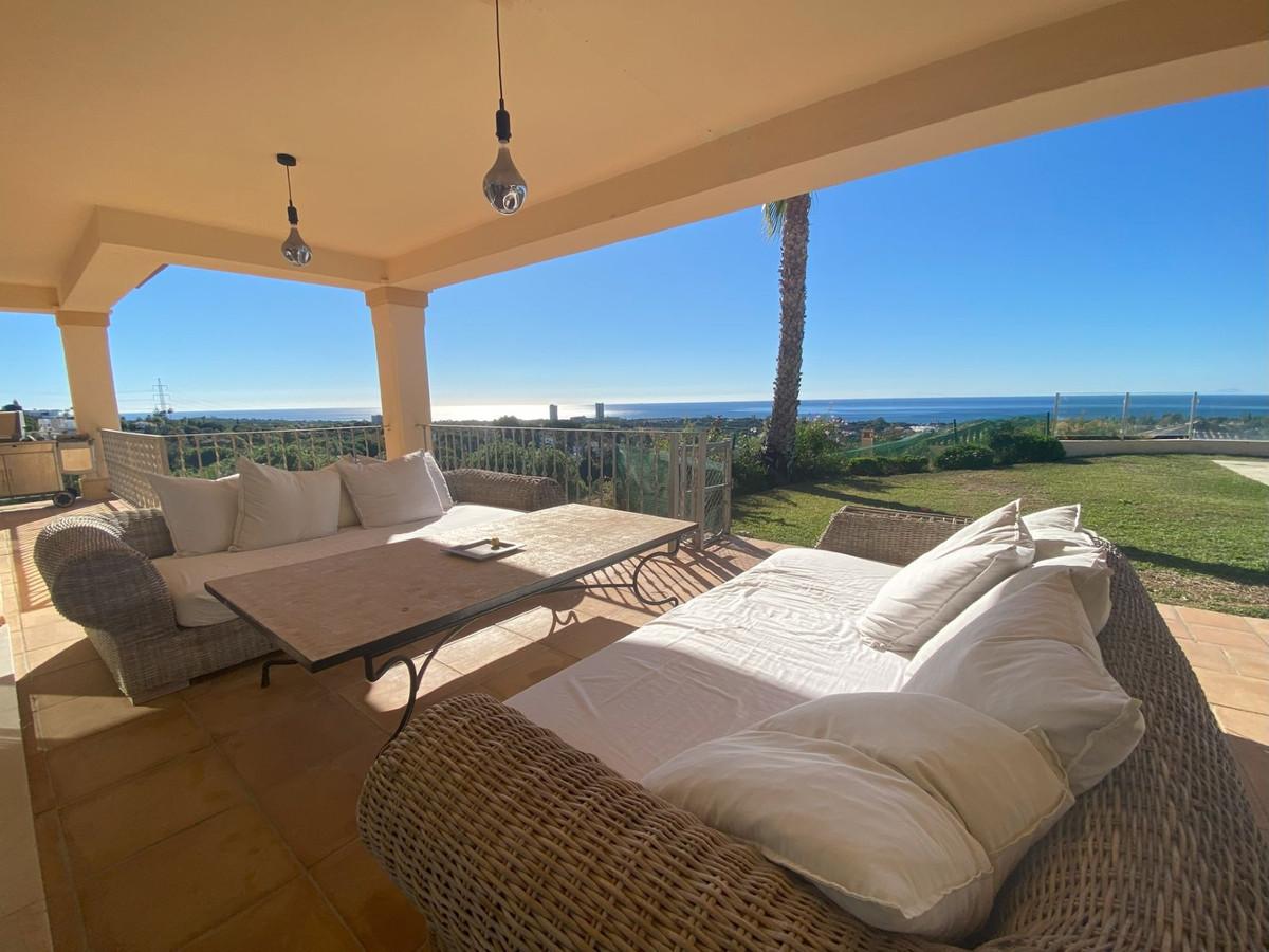 Villa Detached in Elviria