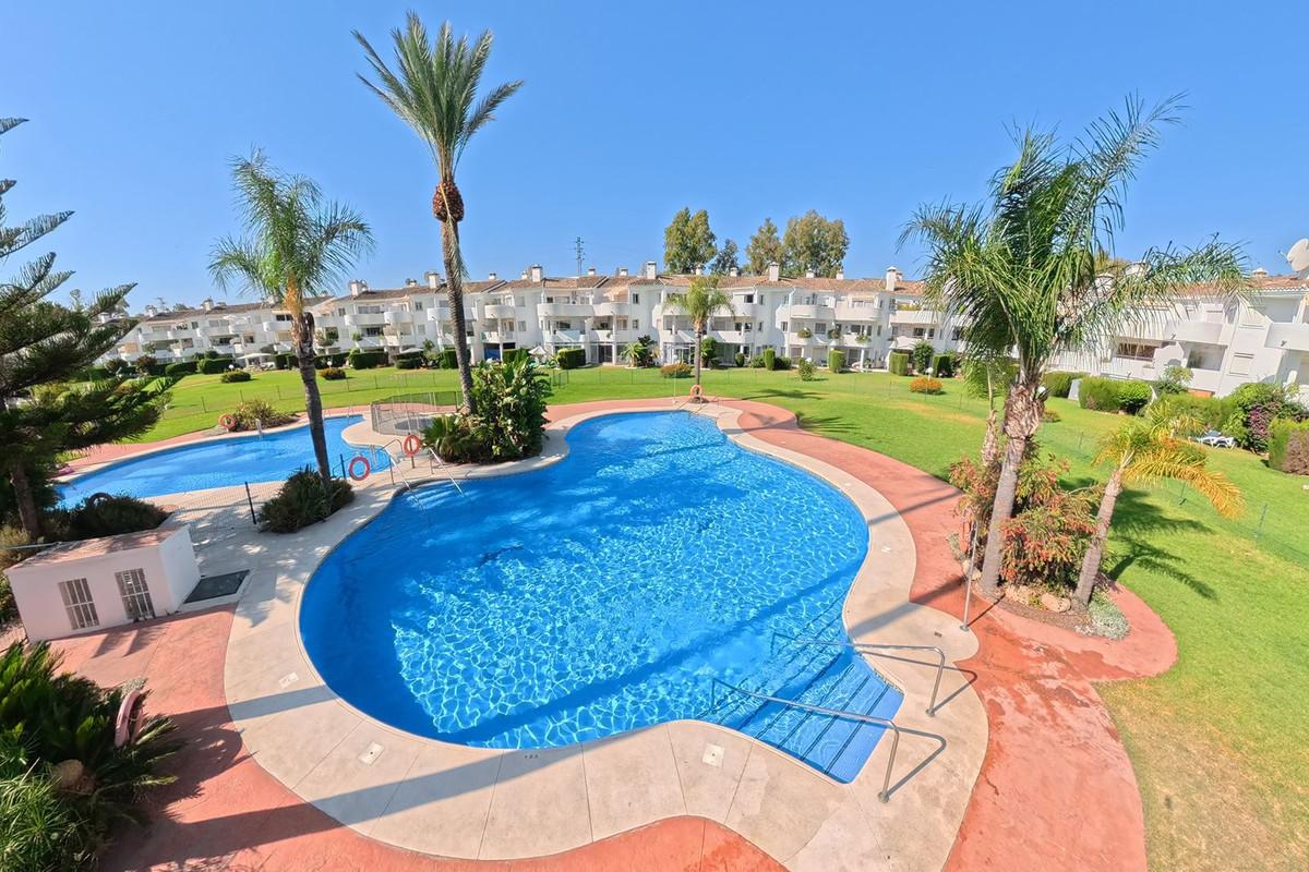 Apartment Middle Floor in Mijas Golf