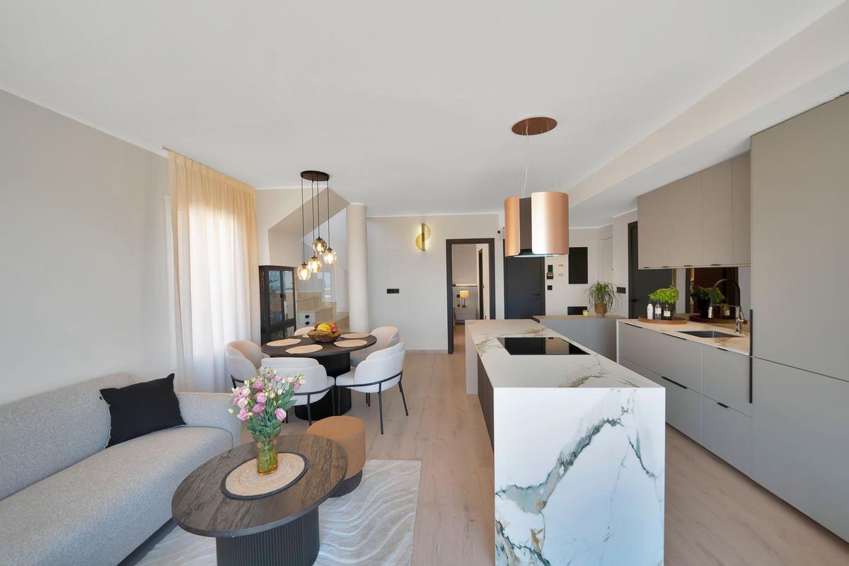 Apartment Penthouse Duplex in Elviria