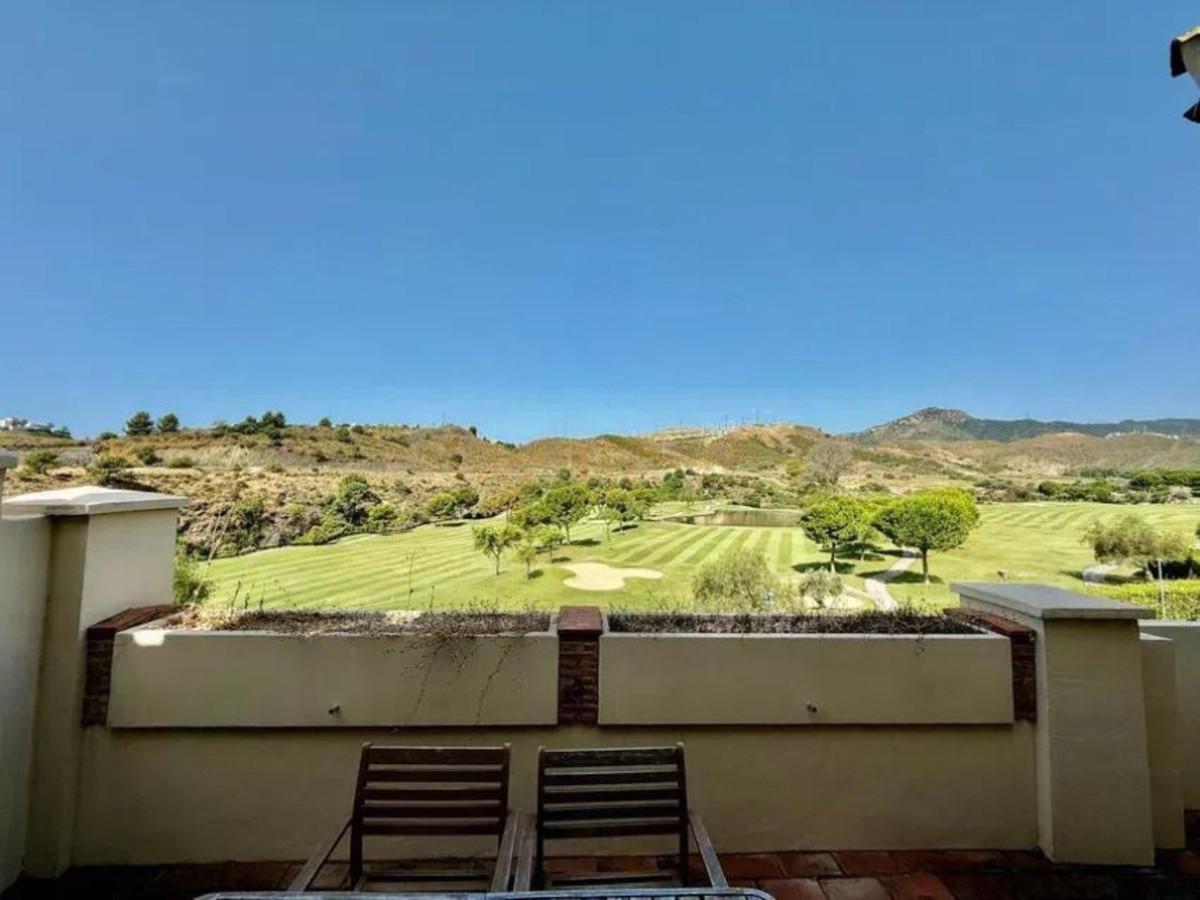 Apartment Middle Floor in Benahavís